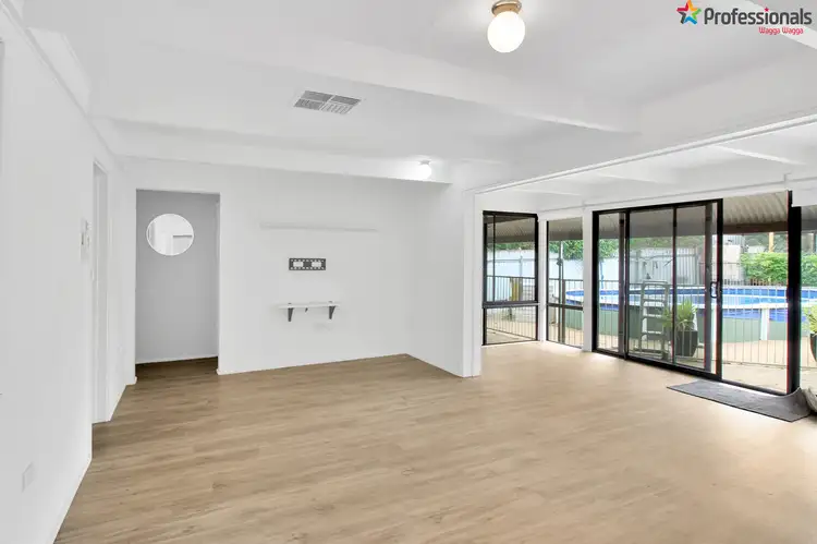 Fifth view of Homely house listing, 25 Cooinbil Crescent, Kooringal NSW 2650