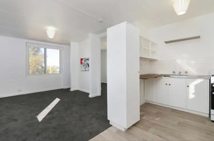 31/3 Russell Avenue, North Perth WA 6006