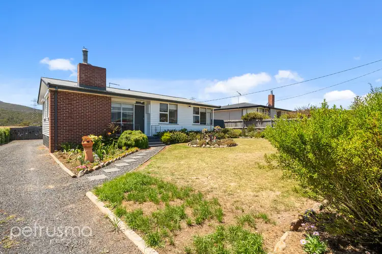 32 Dixon Street, New Norfolk TAS 7140