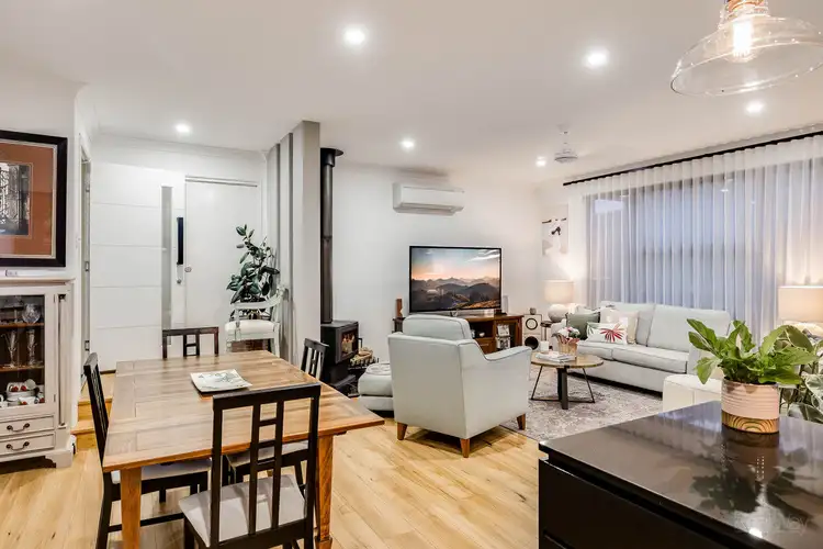 Fifth view of Homely unit listing, 2/2 Renshaw Crescent, Kearneys Spring QLD 4350