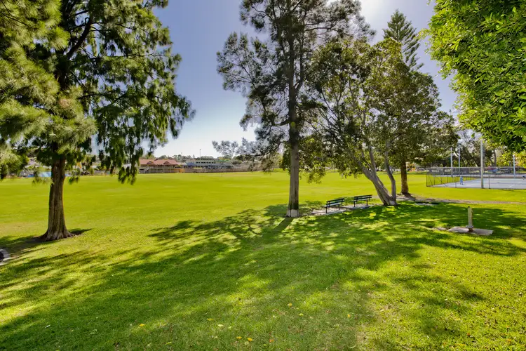 Fourth view of Homely house listing, 4/29 Sackville Terrace, Scarborough WA 6019