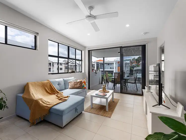 Third view of Homely apartment listing, 11/23 Waratah Avenue, Carina QLD 4152