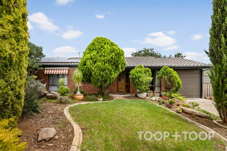 11 Parkeston Court, Para Hills SA 5096