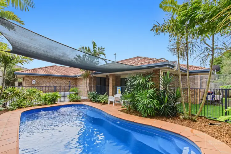 30 Hillview Crescent, Little Mountain QLD 4551