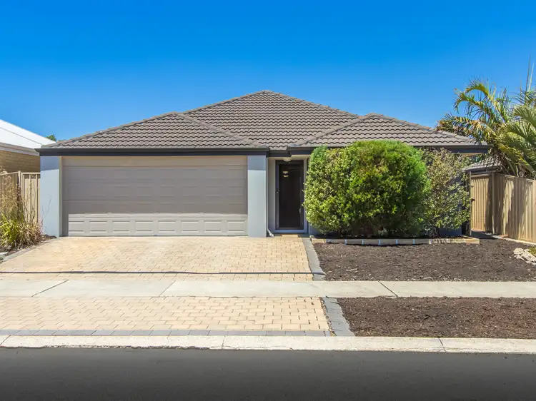 6 Dewsbury Drive, Bertram WA 6167