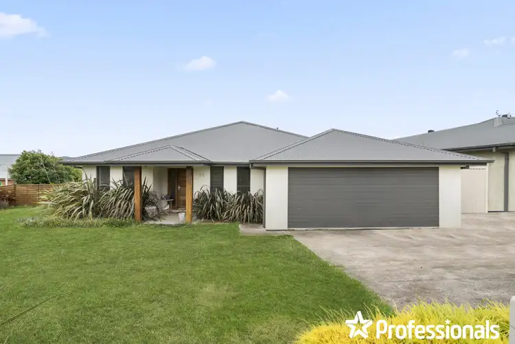 17 Howarth Close, Abercrombie NSW 2795