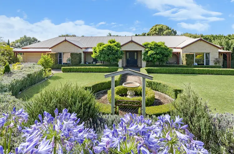 227 Princes Highway, Port Fairy VIC 3284