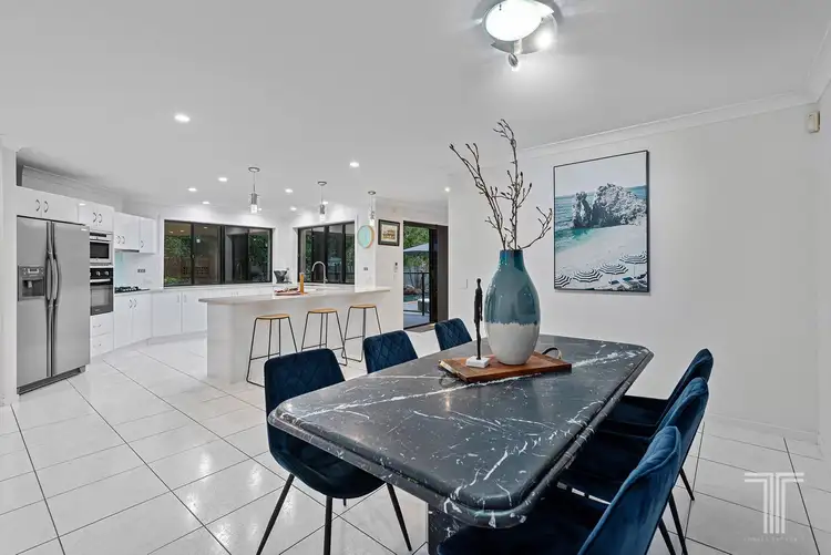 Third view of Homely house listing, 6 Bushlark Way, Carindale QLD 4152