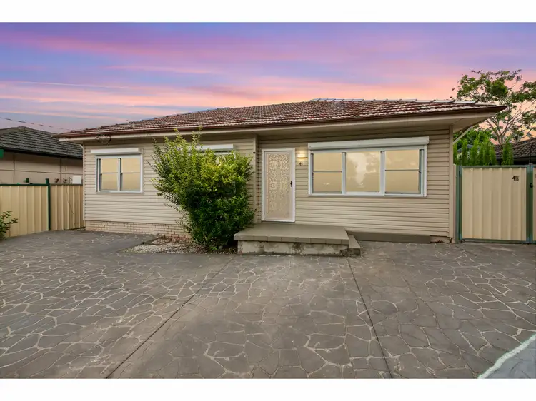 41 & 41B Matthew Crescent, Blacktown NSW 2148