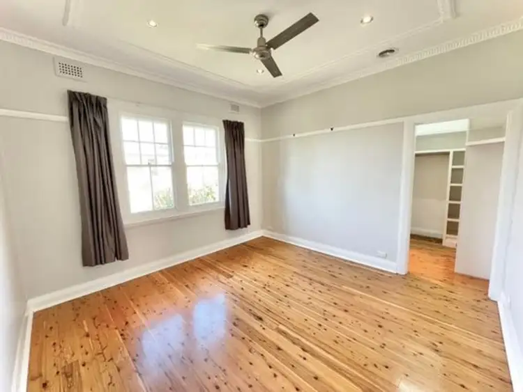 Fifth view of Homely house listing, 19 Evans Street, Goulburn NSW 2580