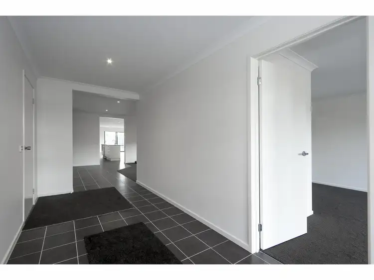 Fifth view of Homely house listing, 6 Peters Drive, Stratford VIC 3862