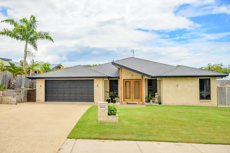 17 Victoria Avenue, Glen Eden QLD 4680