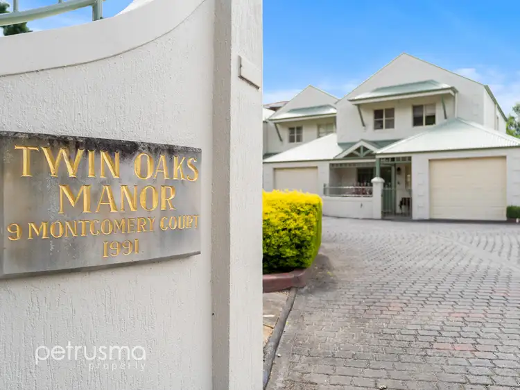 1/9 Montgomery Court, Sandy Bay TAS 7005