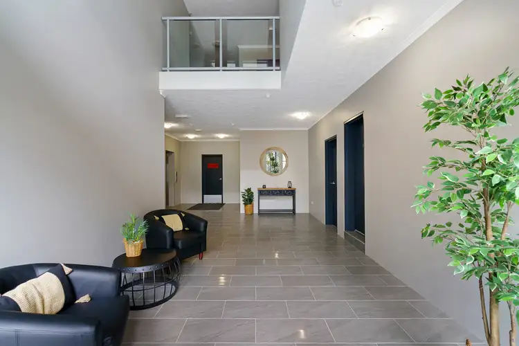 28/7-13 Shore Street East, Cleveland QLD 4163