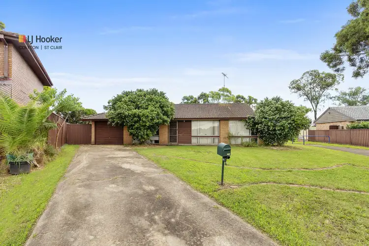 7 Grimmett Court, St Clair NSW 2759
