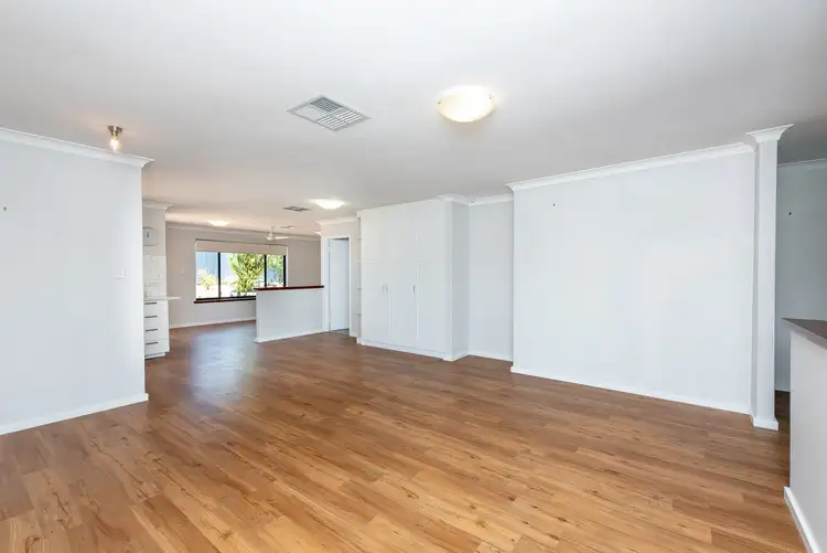 Fifth view of Homely house listing, 135 Warrandyte Drive, Craigie WA 6025