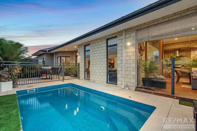 18 Seaspray Crescent, Jindalee WA 6036
