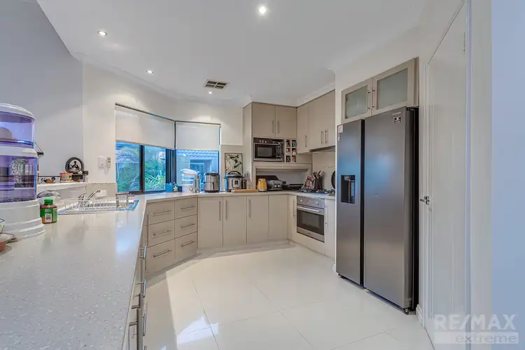 Seventh view of Homely house listing, 18 Seaspray Crescent, Jindalee WA 6036