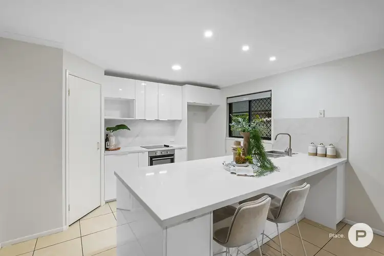 Fifth view of Homely house listing, 2 Forgione Court, Calamvale QLD 4116