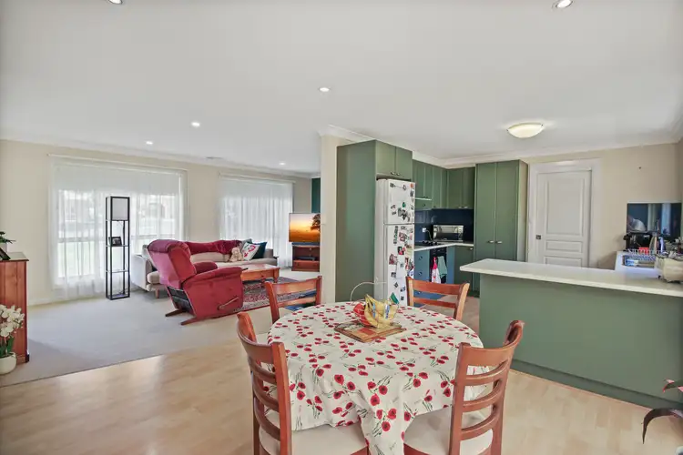 Sixth view of Homely unit listing, 1B Canola Place, Estella NSW 2650