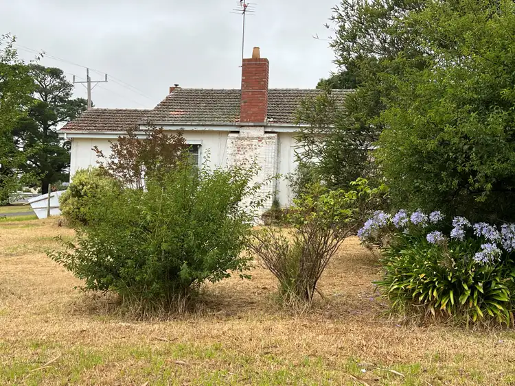 Fifth view of Homely house listing, 1 Gray Street, Lismore VIC 3324