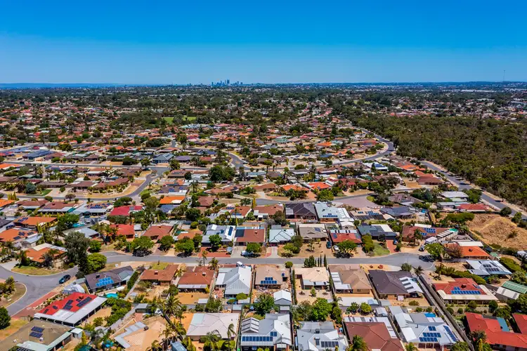 Sixth view of Homely house listing, 18 Arrowsmith Rise, Marangaroo WA 6064