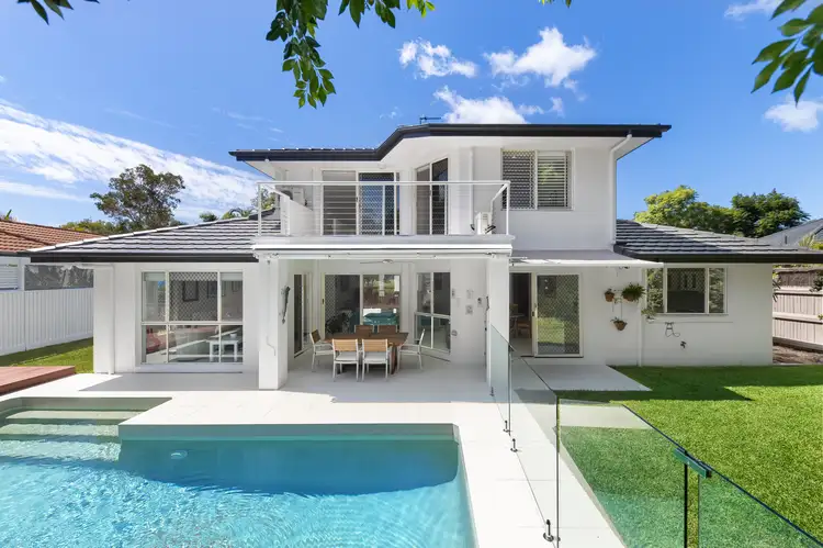 12 Headland Drive, Noosaville QLD 4566