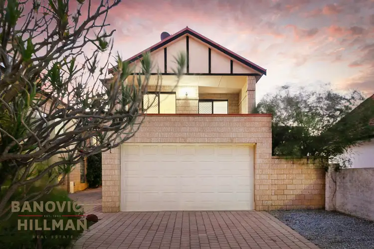 2/21 Moreau Mews, Applecross WA 6153