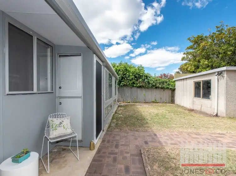 28 McKinlay Lane, Bassendean WA 6054