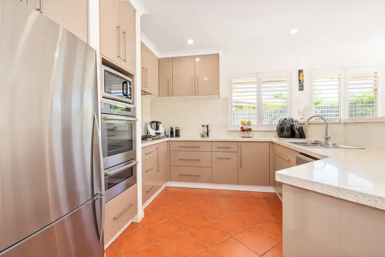 Fifth view of Homely house listing, 8 Bryant Close, Broadwater WA 6280