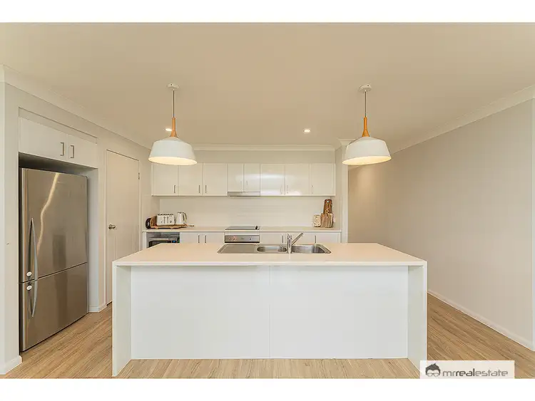 Second view of Homely house listing, 6 Brady Place, Gracemere QLD 4702