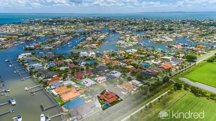 7 Cambria Court, Newport QLD 4020