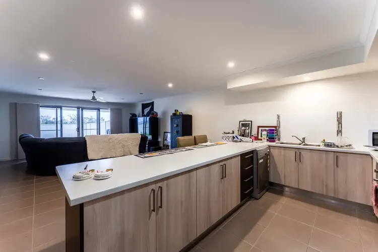 Fifth view of Homely unit listing, 1/11 Newman Drive, Emerald QLD 4720
