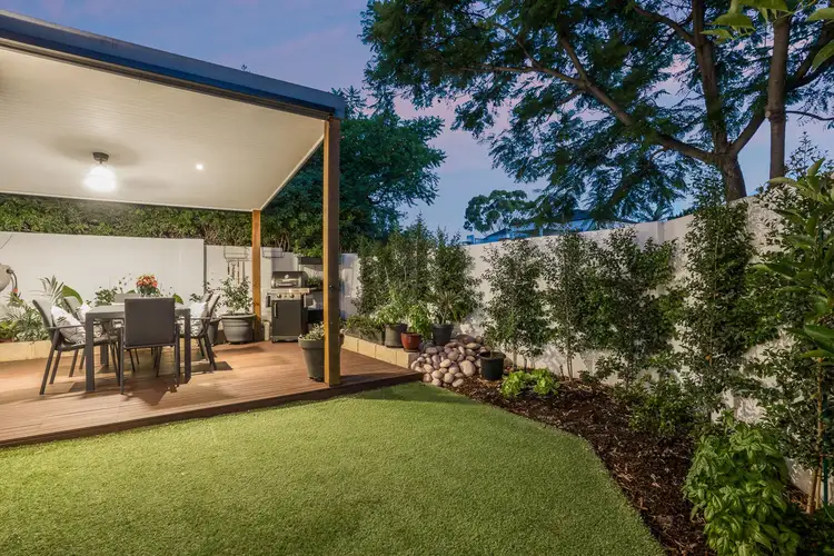 8/52 Matheson Road, Applecross WA 6153