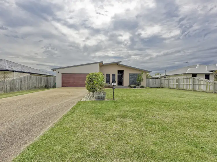 27 Beachmere Street, Burnett Heads QLD 4670