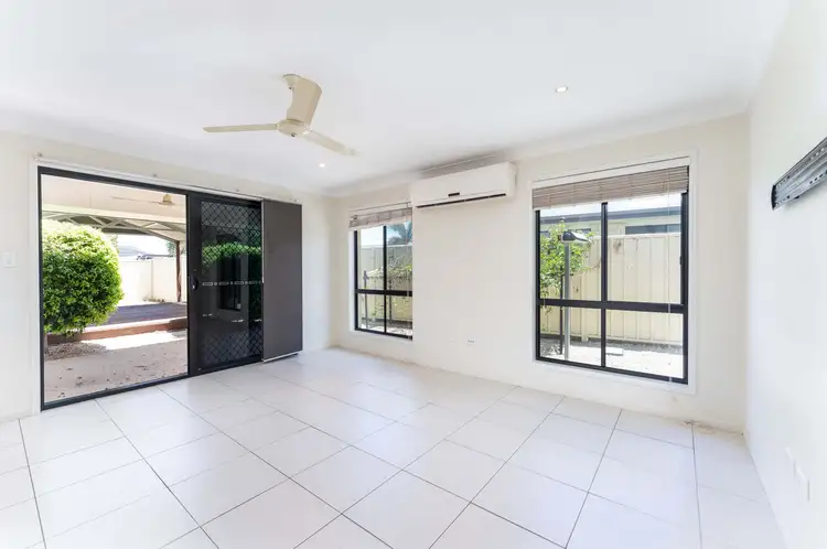 1/6 Lightening Street, Emerald QLD 4720