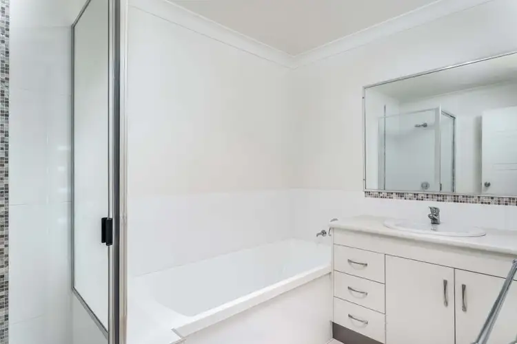 Sixth view of Homely unit listing, 1/6 Lightening Street, Emerald QLD 4720