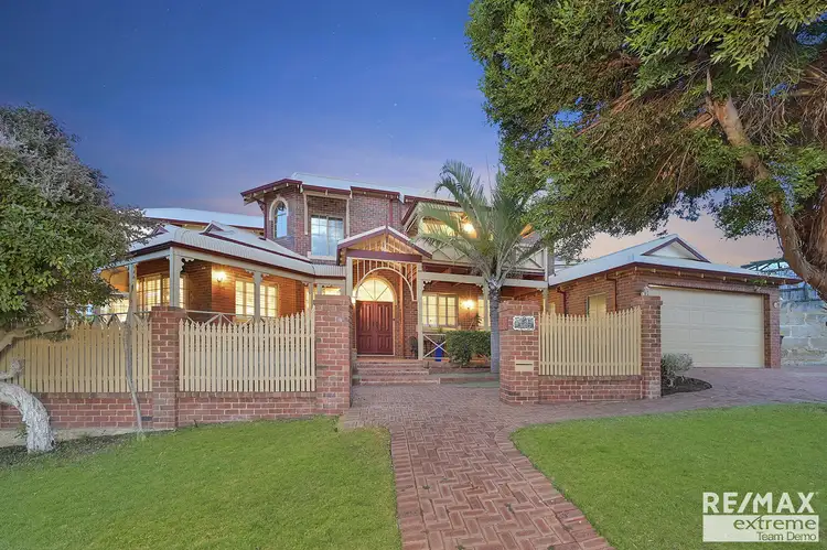 2 Latifa Close, Ocean Reef WA 6027