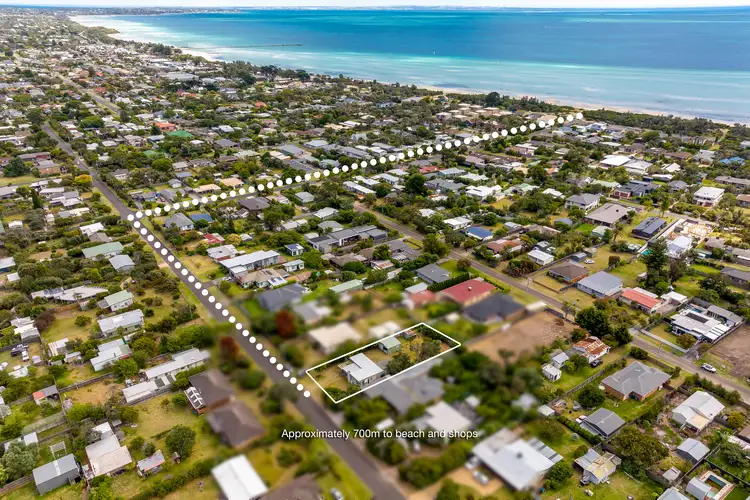 12 Waratah Street, Rye VIC 3941