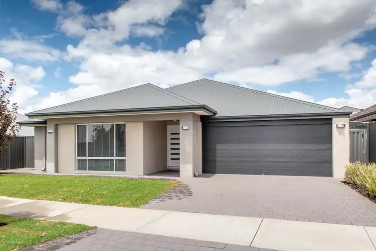 18 Ephrussi Way, Landsdale WA 6065