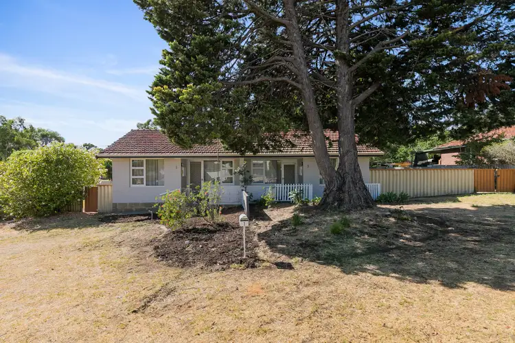 1 Brownell Place, Medina WA 6167