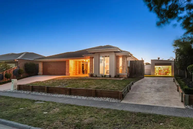 13 Broadstone Way, Cranbourne VIC 3977