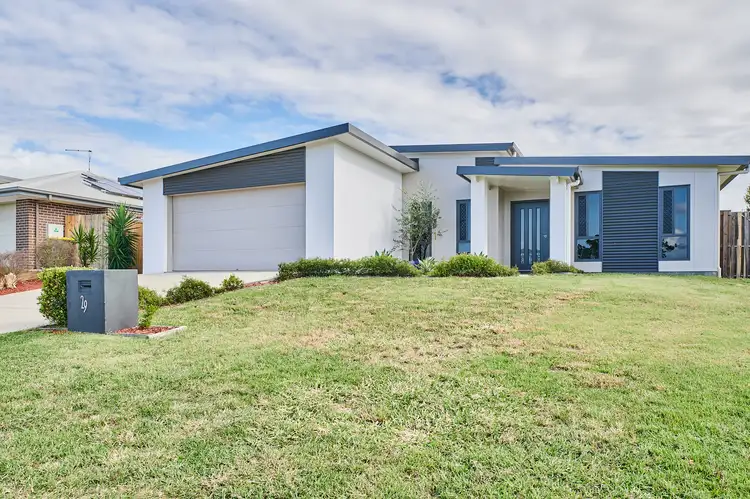29 Scampi Drive, Clinton QLD 4680