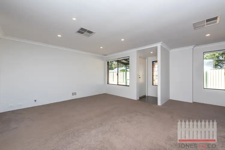 Fifth view of Homely villa listing, 4/106 Broadway, Bassendean WA 6054