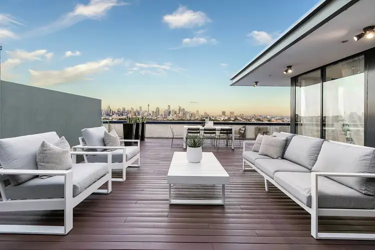 Penthouse 1603/1 Sterling Circuit, Camperdown NSW 2050