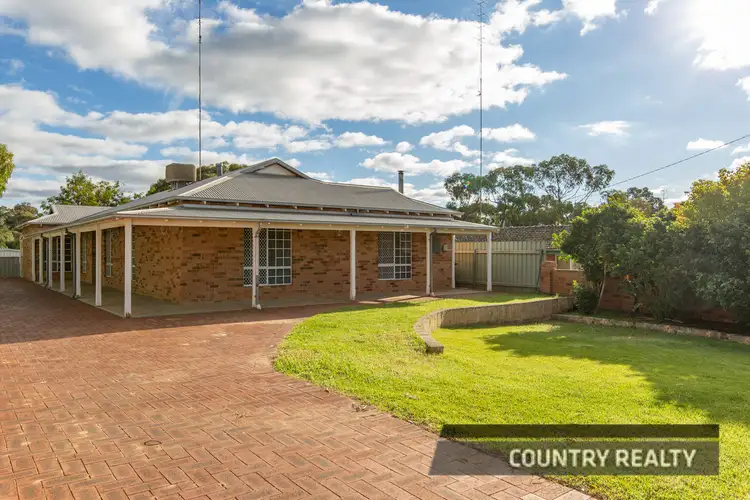 16 Gibbings Street, Northam WA 6401