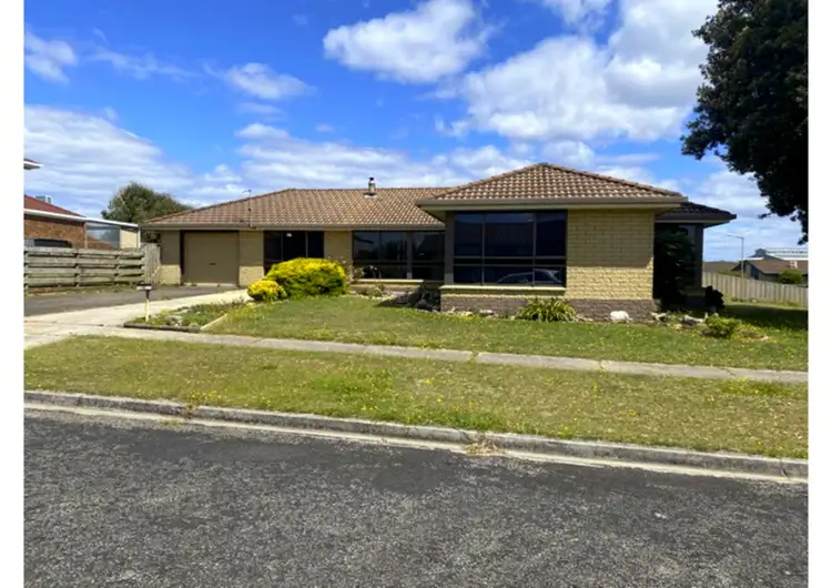 52 Leighlands Avenue, Ulverstone TAS 7315