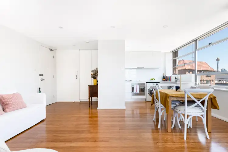 43/10 Barncleuth Square, Elizabeth Bay NSW 2011