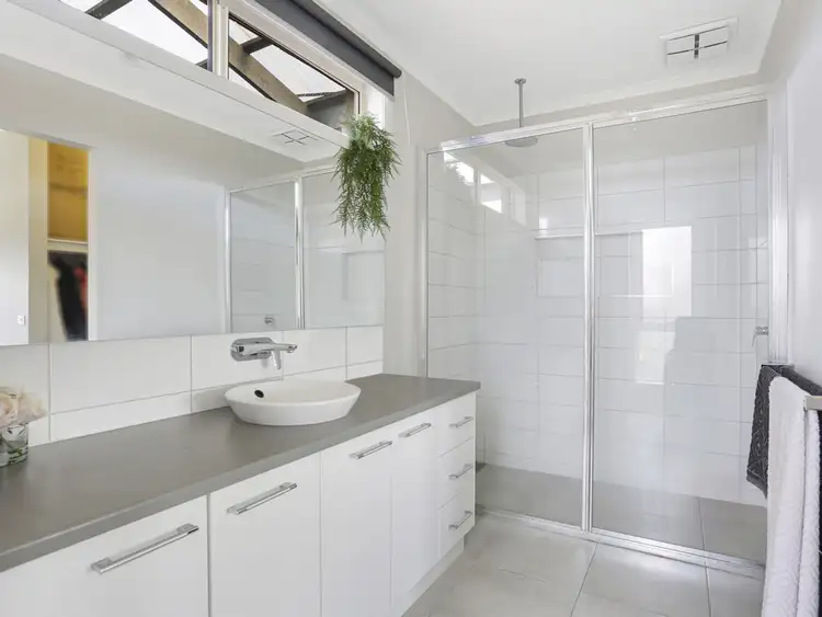 Fifth view of Homely house listing, 3 Haywood Court, Warrnambool VIC 3280