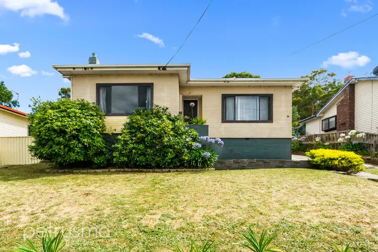 76 North Crescent, New Norfolk TAS 7140